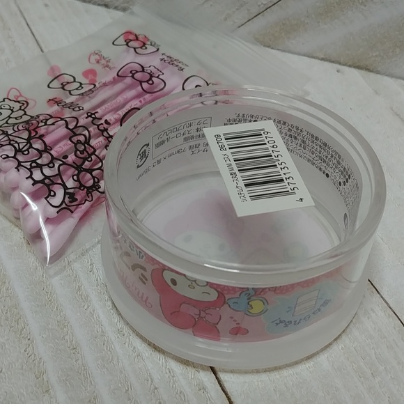 NEW Sanrio My Melody Plastic Jar with Hello Kitty Cotton Buds from Japan - Picture 6 of 6